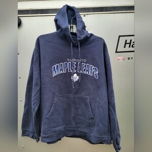 Men's Toronto Maple Leafs hoodie in great shape size L